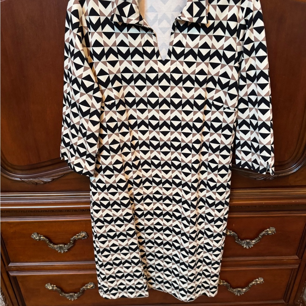 J. McLaughlin Black and Cream Geometric Dress